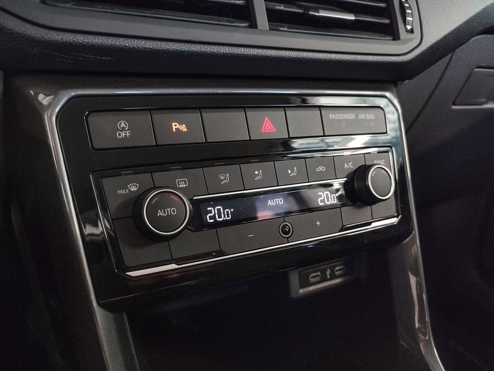 Volkswagen T-Cross usata a Palermo (14)
