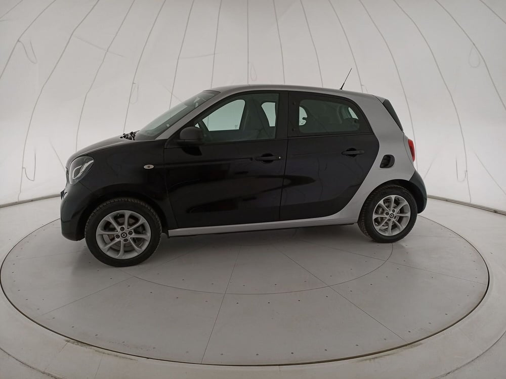 smart forfour usata a Lecce (2)