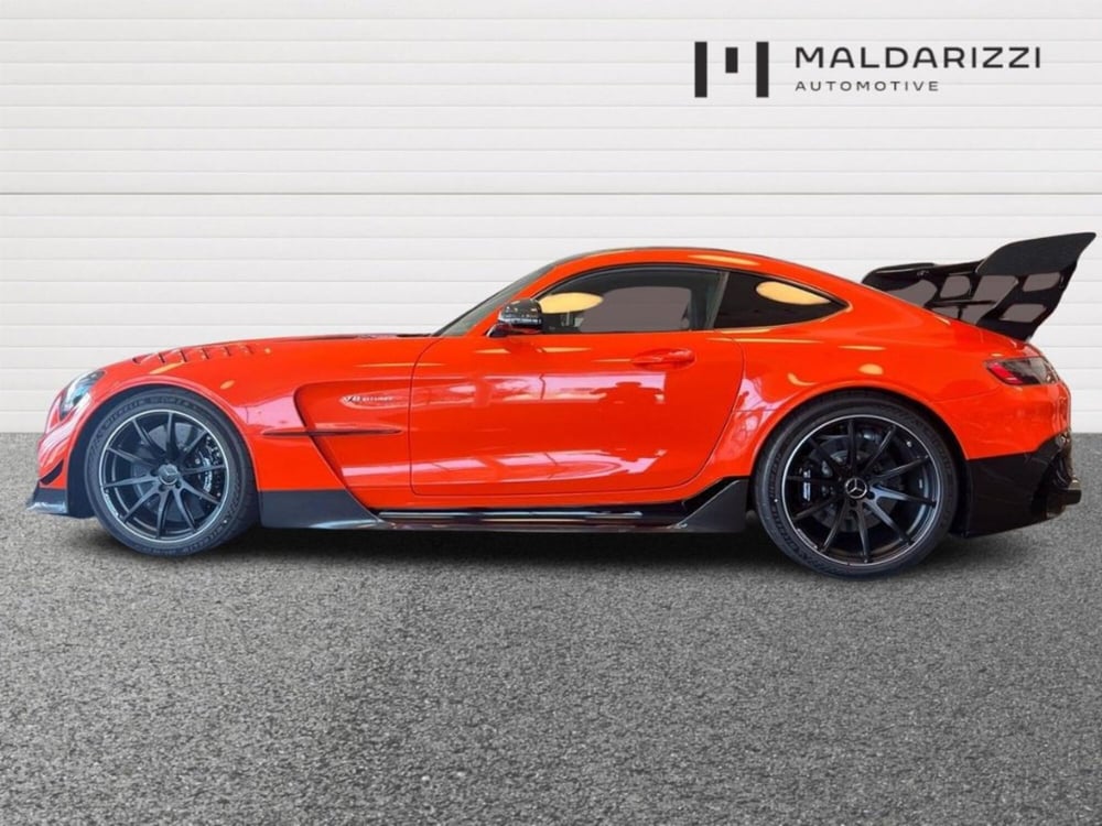 Mercedes-Benz Classe GT Coupé nuova a Bari (5)