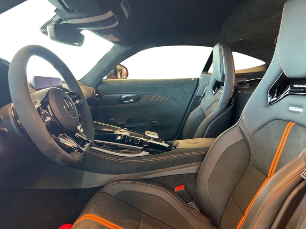 Mercedes-Benz Classe GT Coupé nuova a Bari (7)