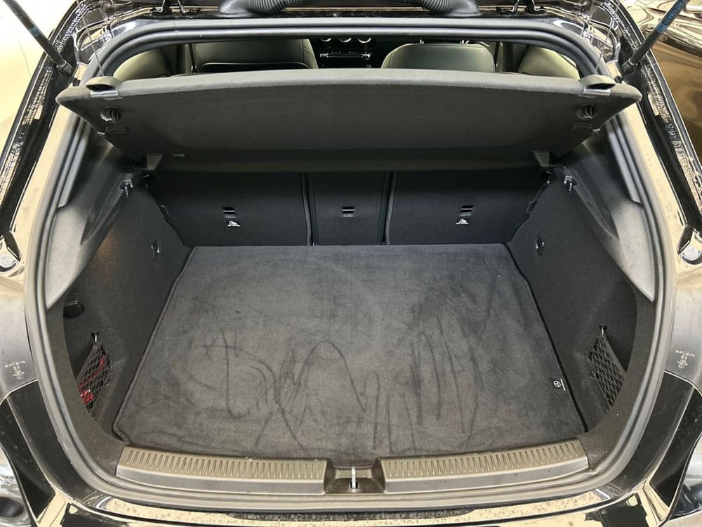 Mercedes-Benz Classe A usata a Milano (8)