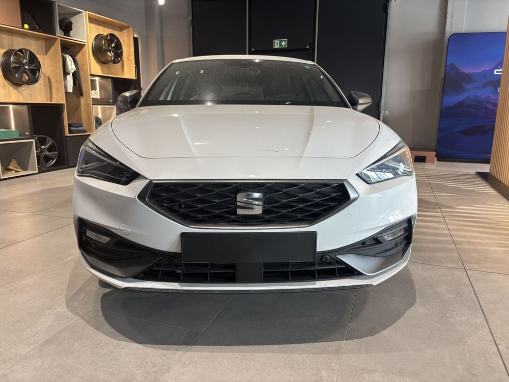 SEAT Leon nuova a Ferrara (2)