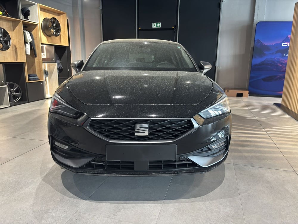 SEAT Leon nuova a Ferrara (2)