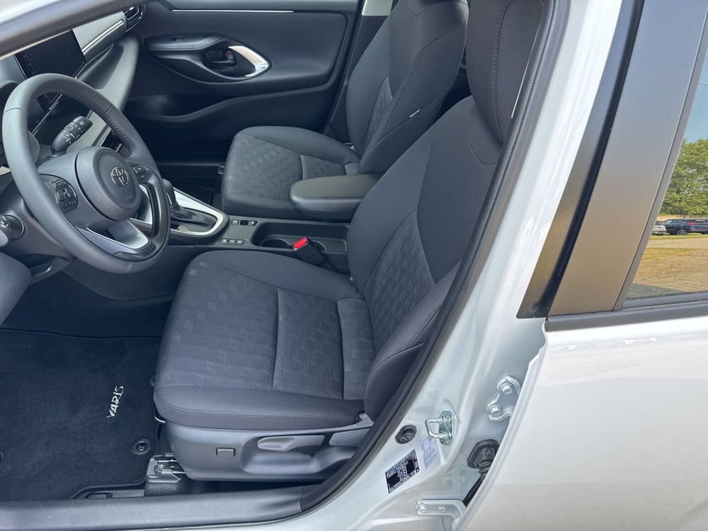 Toyota Yaris nuova a Ferrara (8)