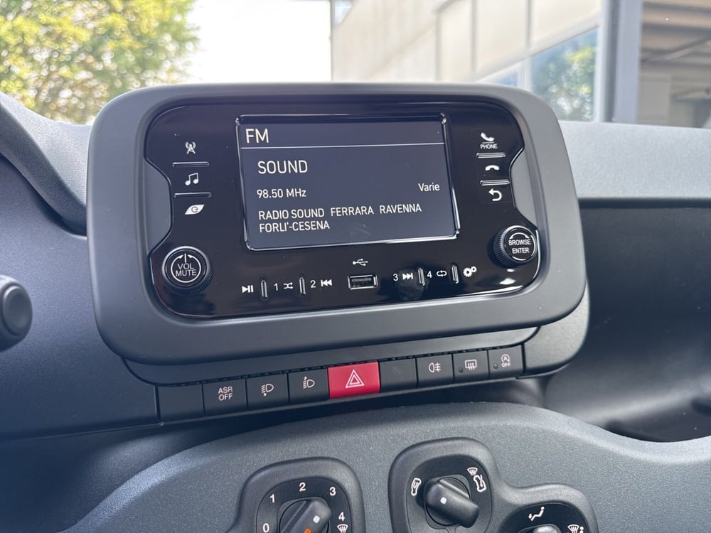 Fiat Panda Cross nuova a Ferrara (15)
