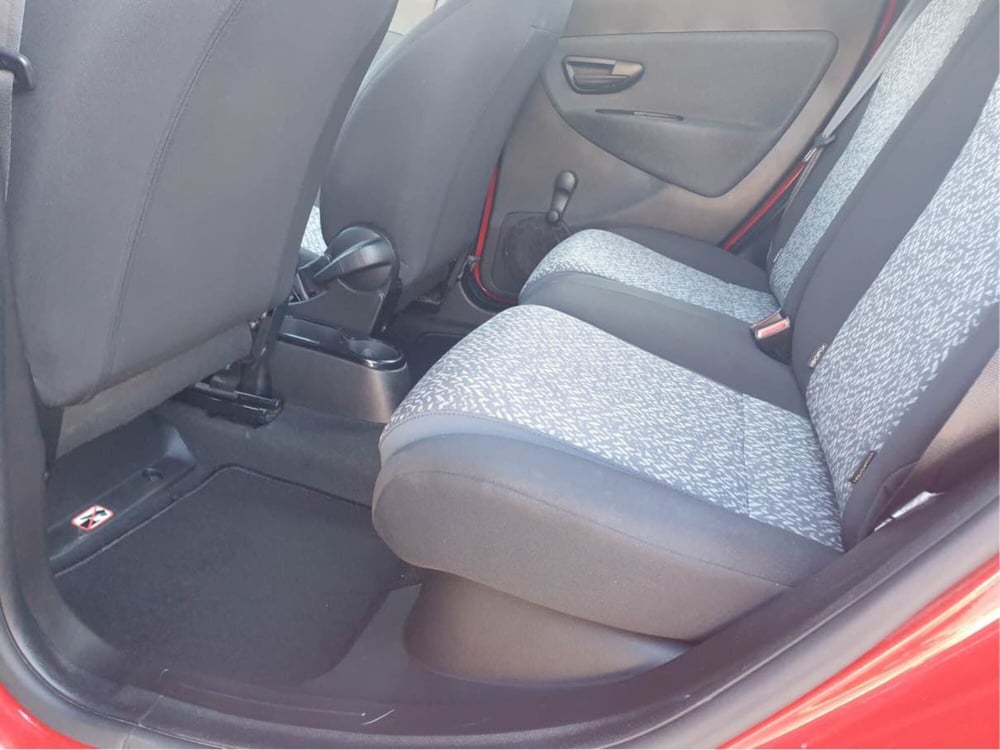 Lancia Ypsilon usata a Chieti (9)