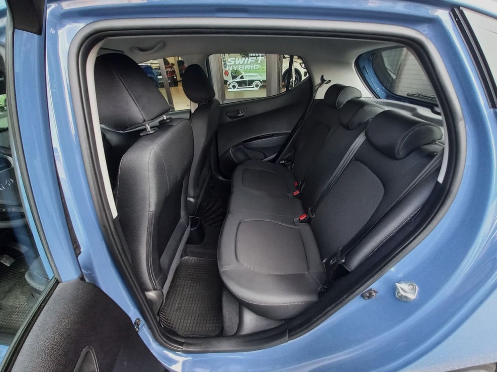 Hyundai i10 usata a Milano (7)