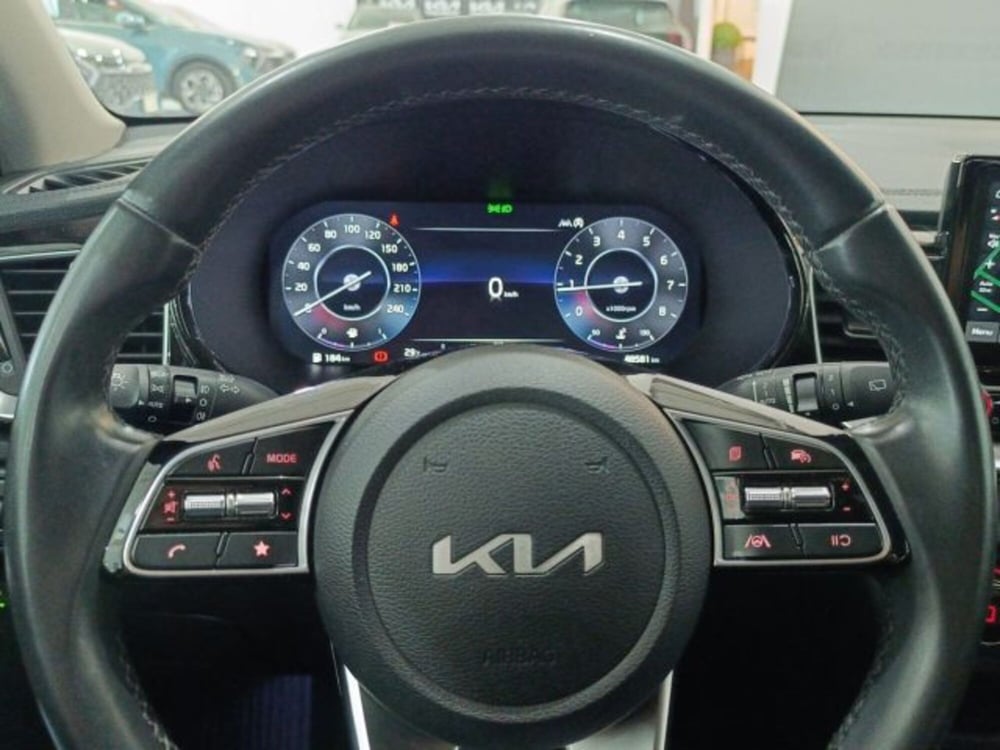 Kia XCeed usata a Catania (17)