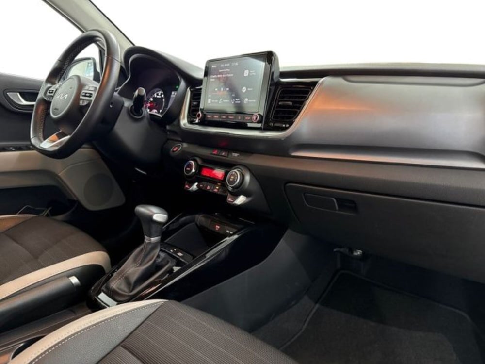 Kia Stonic usata a Catania (9)