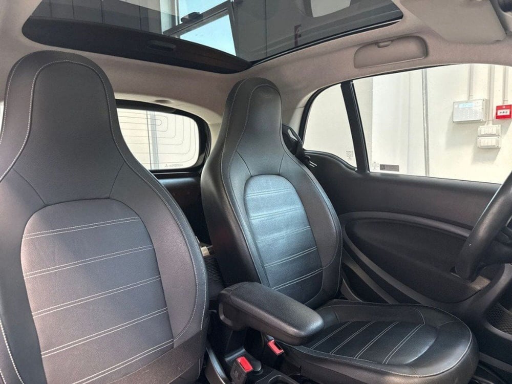 smart Fortwo usata a Rimini (13)