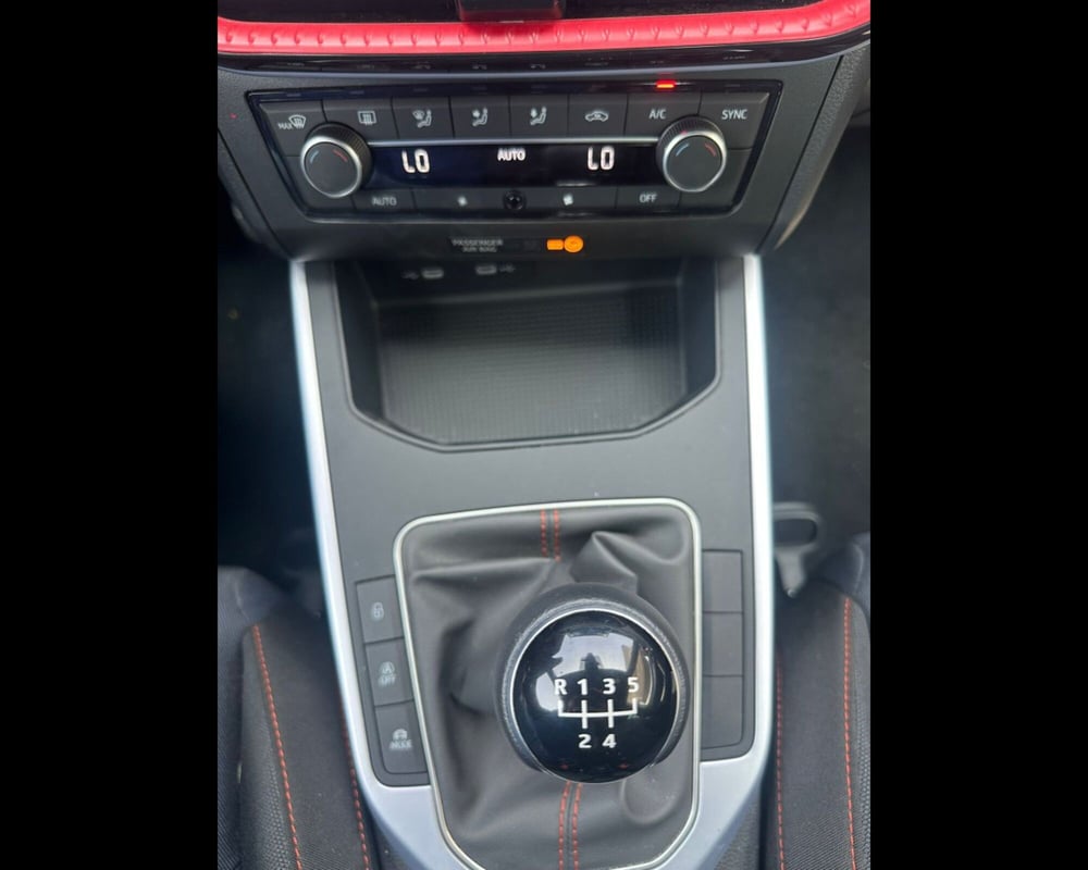 SEAT Arona usata a Siena (13)