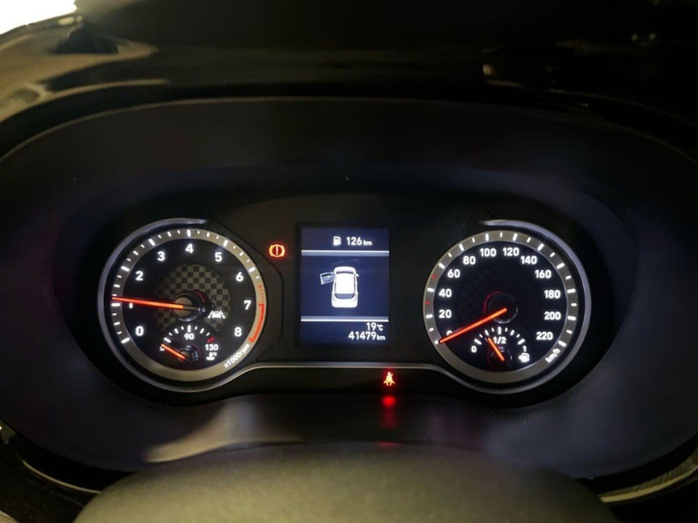 Hyundai i10 usata a Macerata (9)