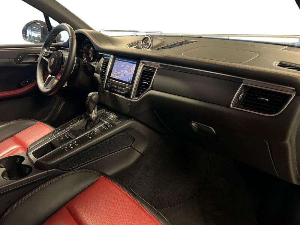 Porsche Macan usata a Macerata (12)