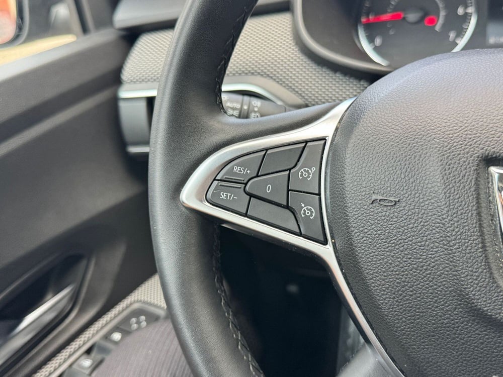 Dacia Sandero usata a Pavia (9)