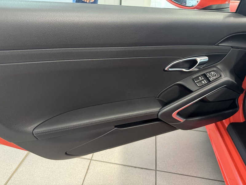 Porsche 718 Cayman  usata a Messina (6)