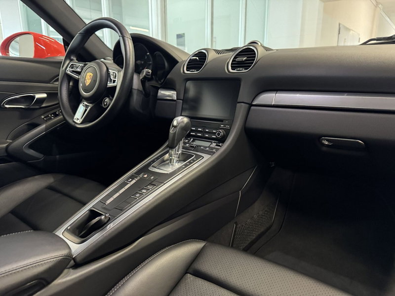 Porsche 718 Cayman  usata a Messina (9)