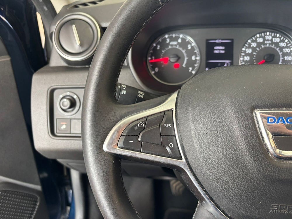 Dacia Duster usata a Pavia (13)