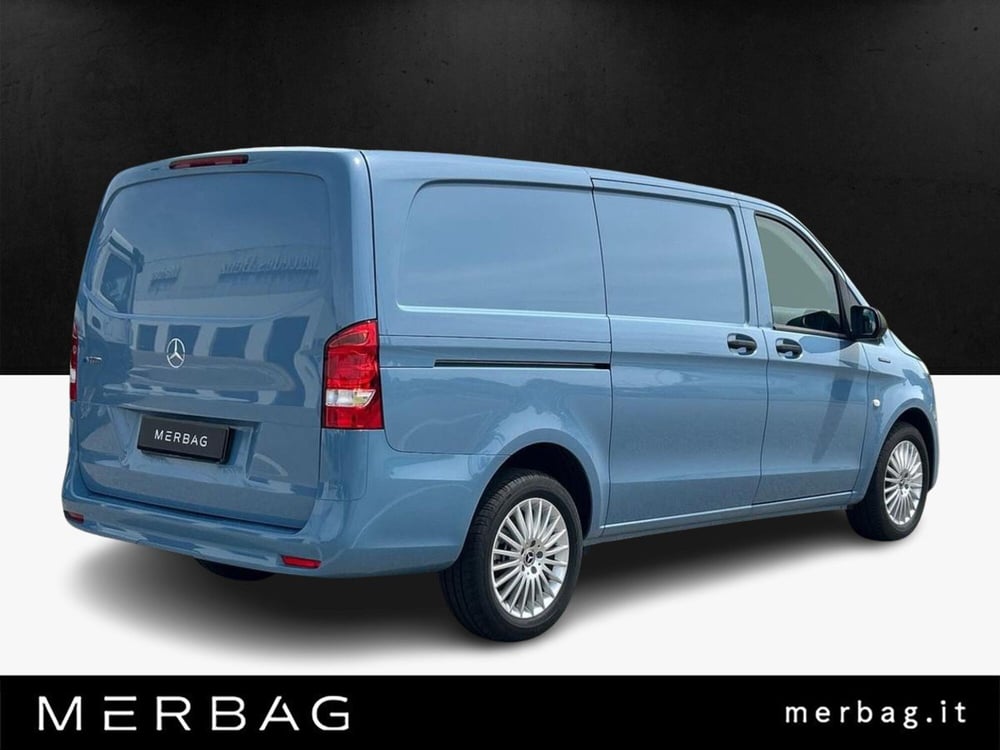 Mercedes-Benz Classe eVito Furgone nuova a Milano (2)
