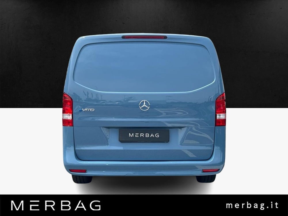 Mercedes-Benz Classe eVito Furgone nuova a Milano (4)