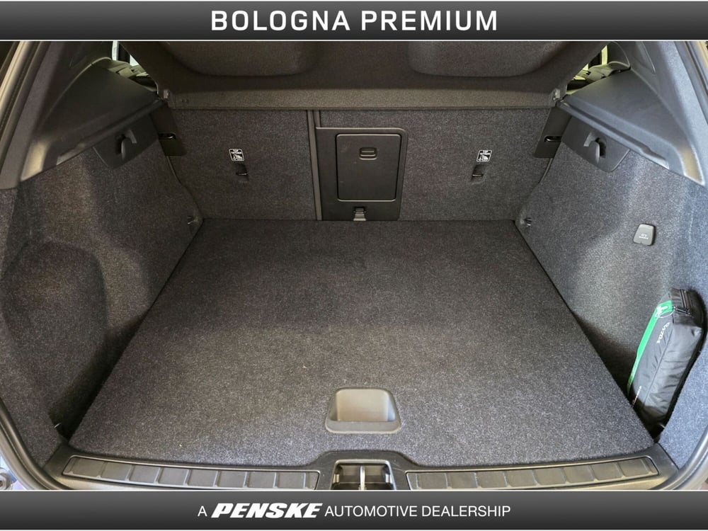 Volvo XC40 usata a Bologna (11)