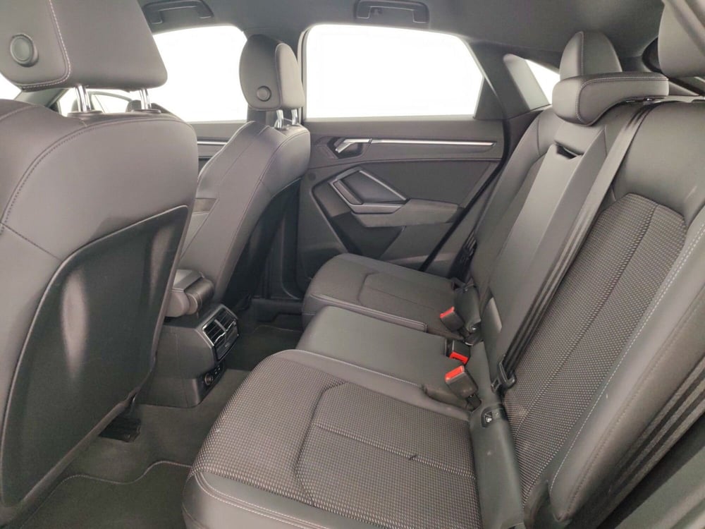 Audi Q3 Sportback usata a Massa-Carrara (10)