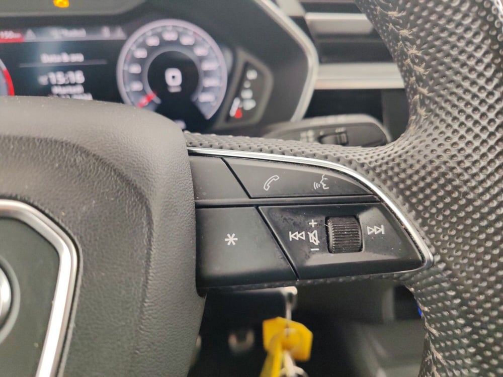 Audi Q3 Sportback usata a Massa-Carrara (16)