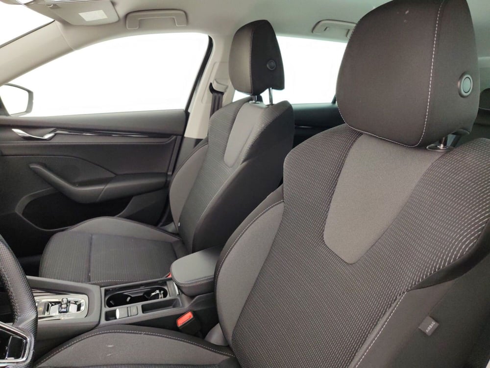Skoda Octavia Station Wagon usata a Massa-Carrara (9)