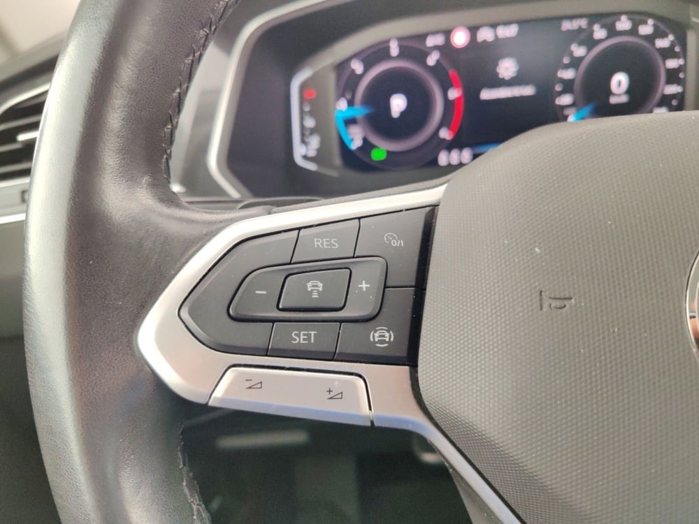 Volkswagen Tiguan usata a Massa-Carrara (14)