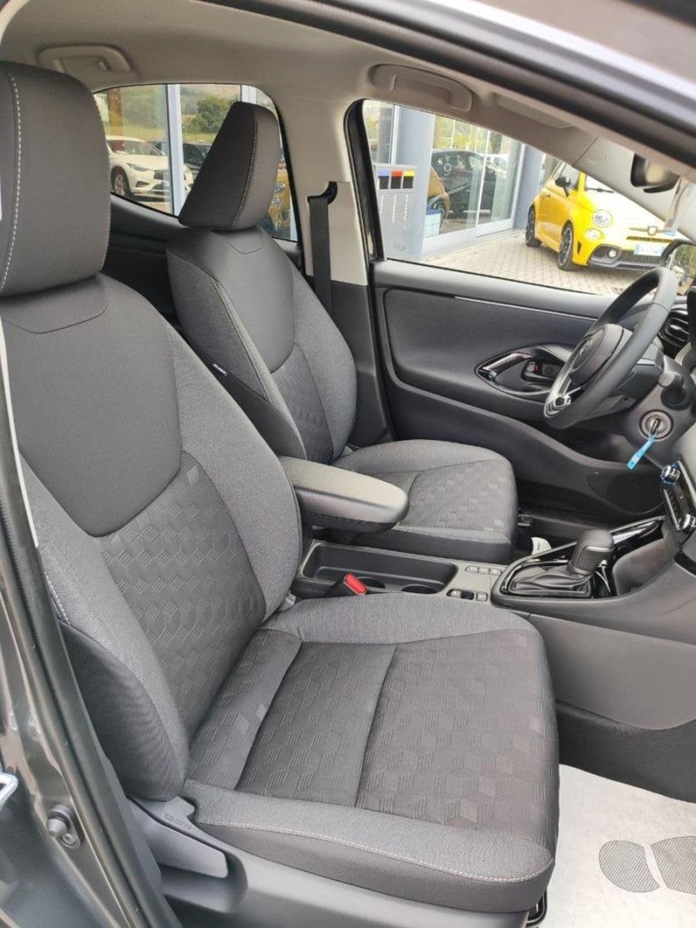 Toyota Yaris nuova a Perugia (6)