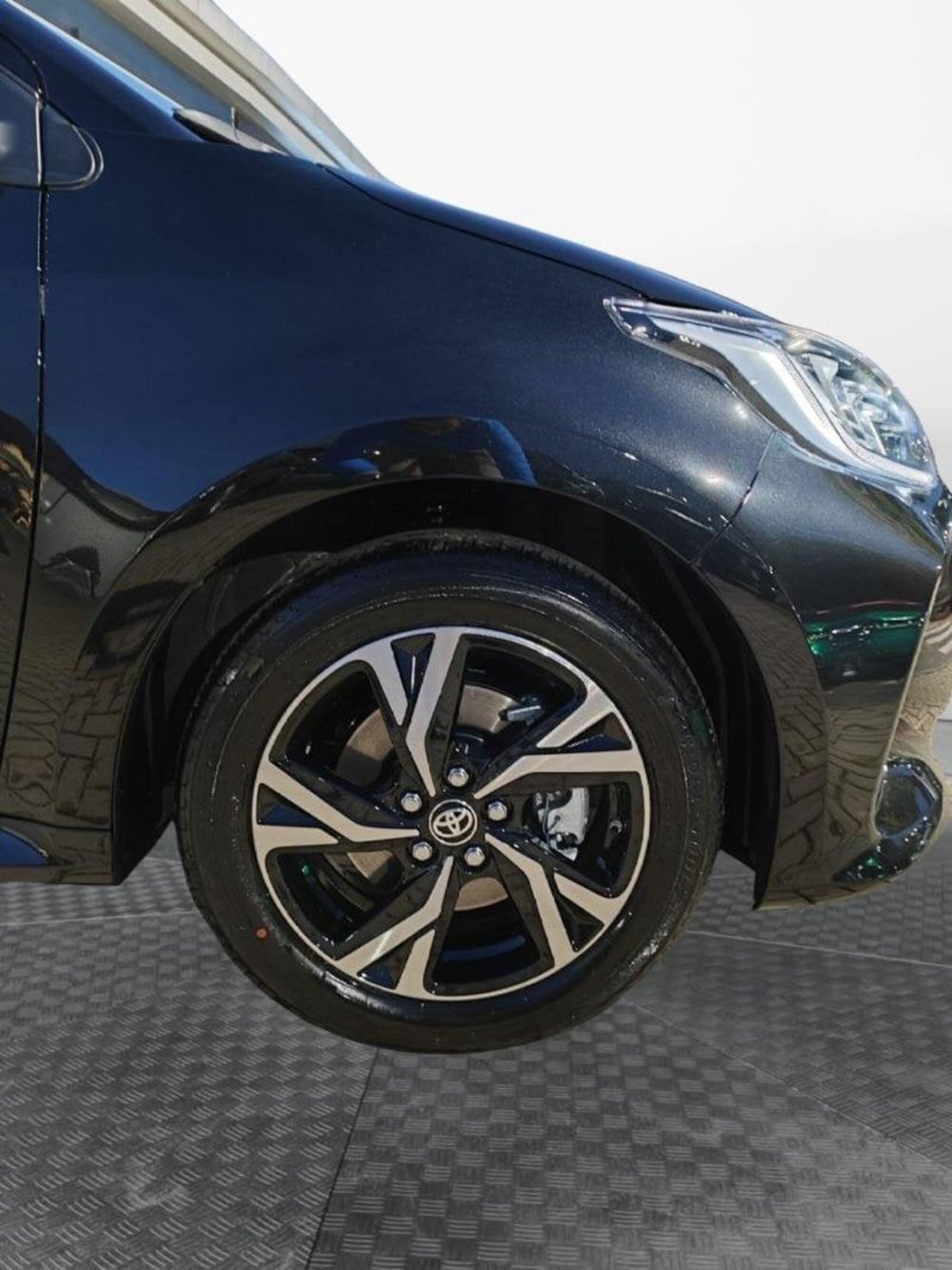 Toyota Yaris nuova a Perugia (14)