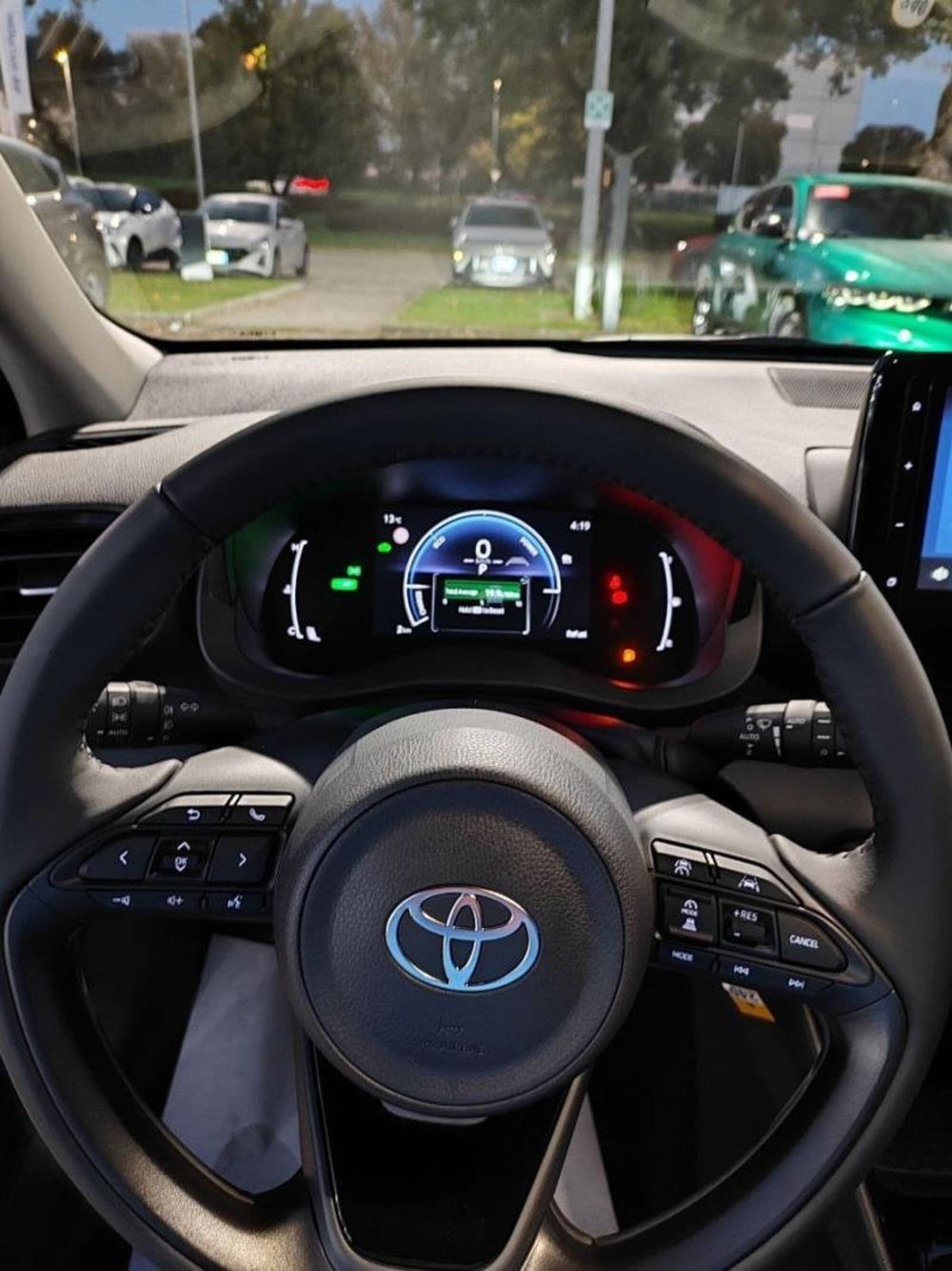 Toyota Yaris nuova a Perugia (9)