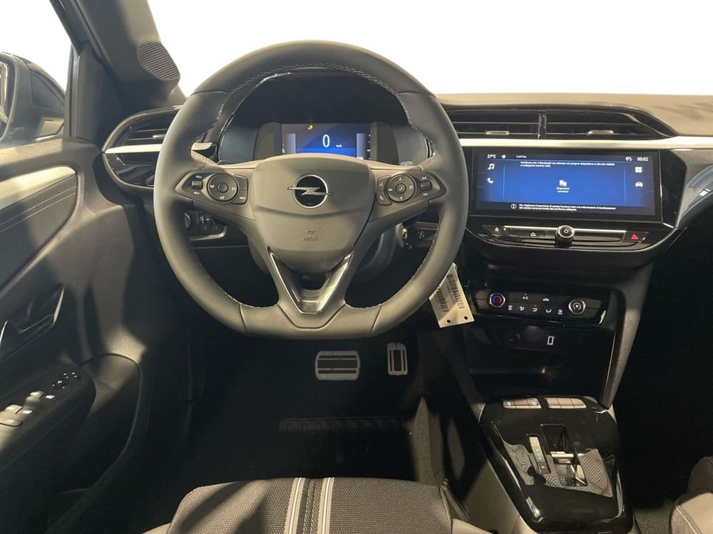 Opel Corsa nuova a Salerno (10)