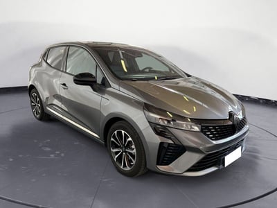 Renault Clio TCe 90 CV 5 porte Techno del 2024 usata a Rimini