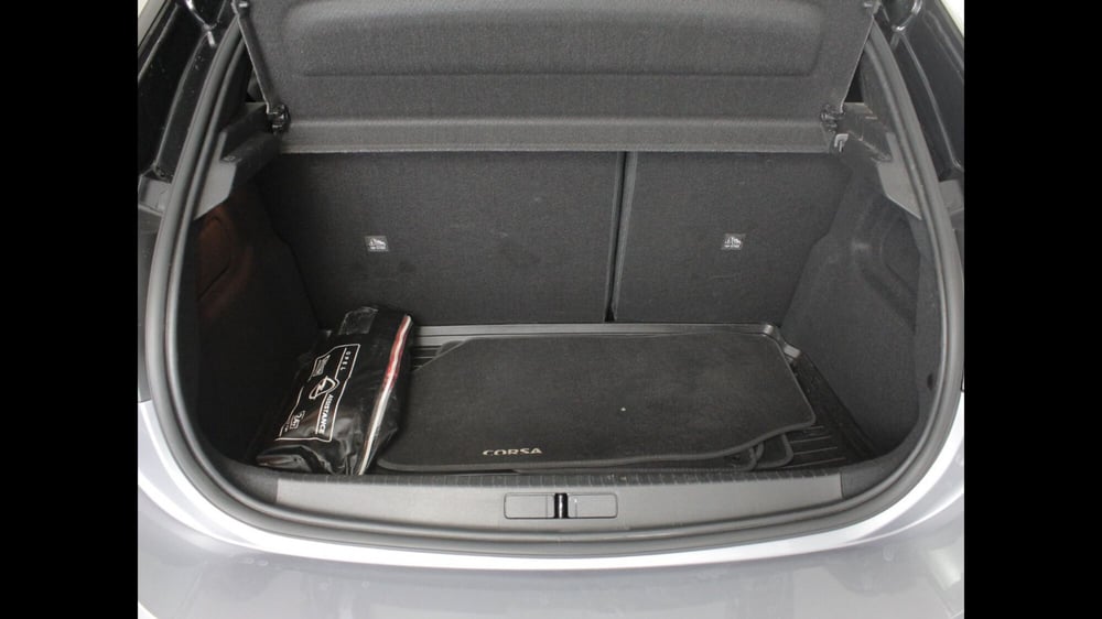 Opel Corsa usata a Palermo (11)