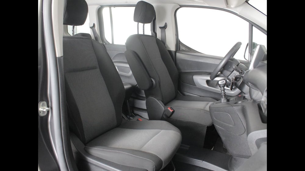 Toyota Proace City Verso usata a Palermo (7)