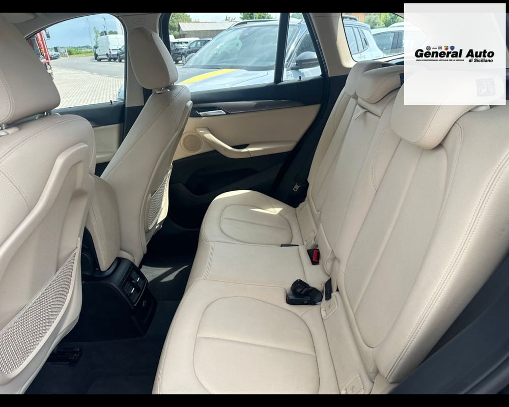 BMW X1 usata a Lucca (10)