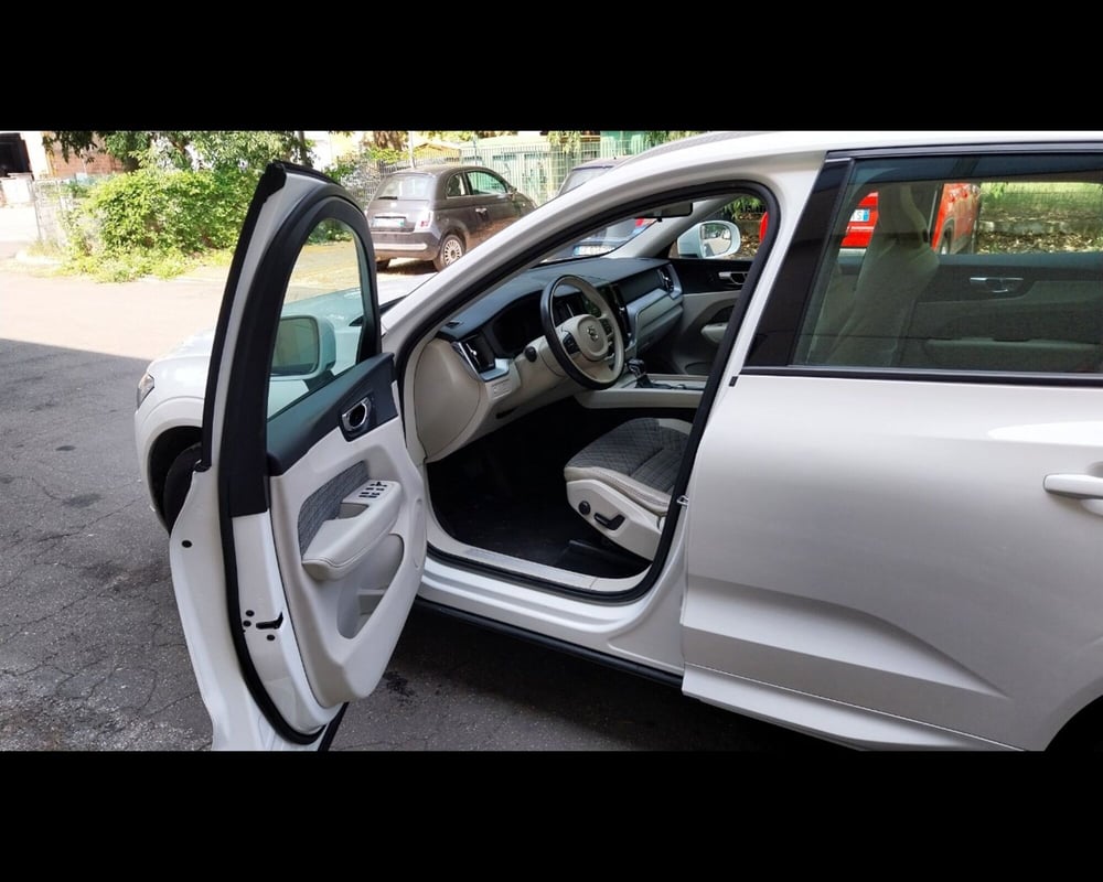 Volvo XC60 usata a Forlì-Cesena (16)