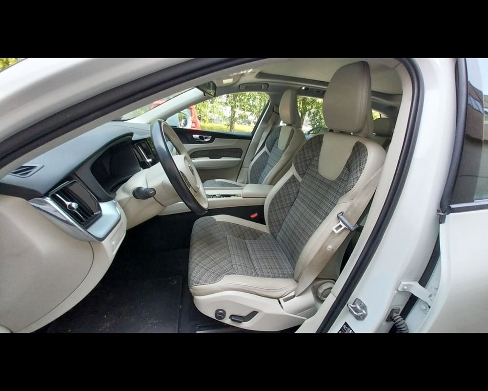 Volvo XC60 usata a Forlì-Cesena (17)