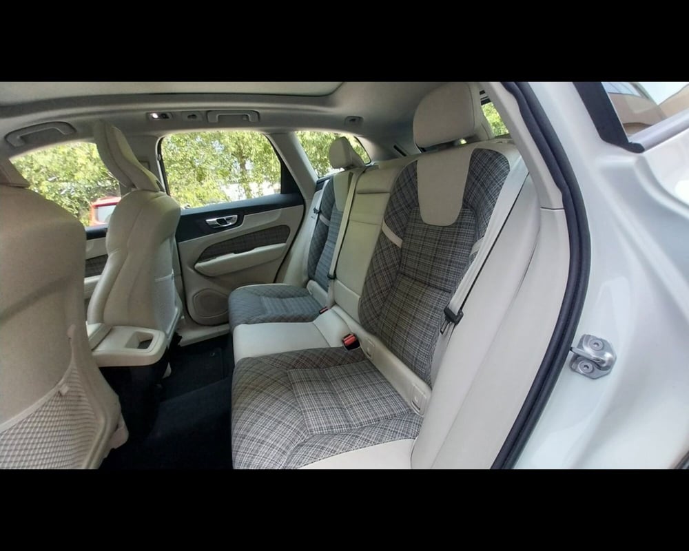 Volvo XC60 usata a Forlì-Cesena (19)