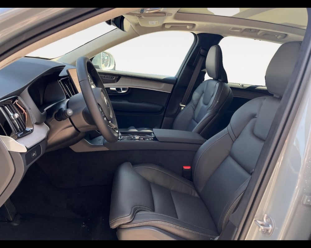 Volvo XC90 nuova a Ravenna (14)