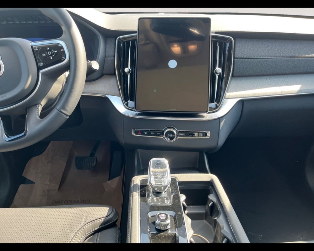 Volvo XC90 nuova a Ravenna (5)