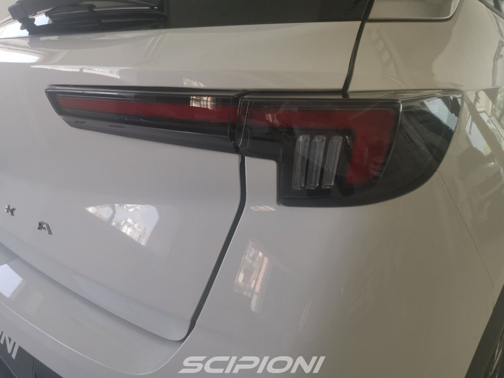 Opel Mokka nuova a L'Aquila (11)