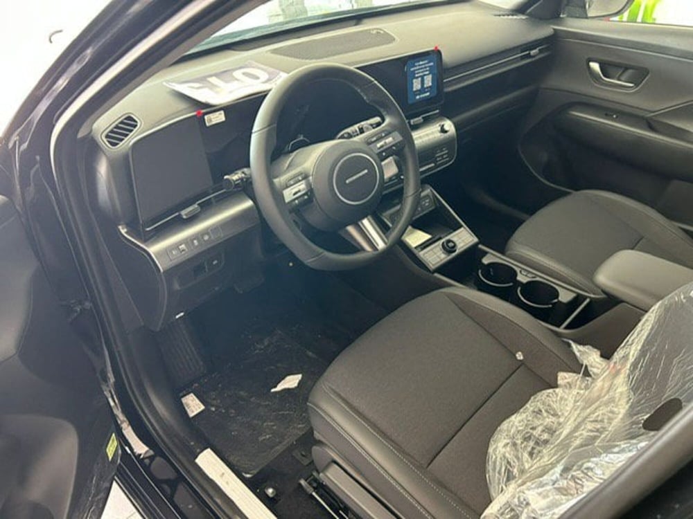 Hyundai Kona nuova a Benevento (15)