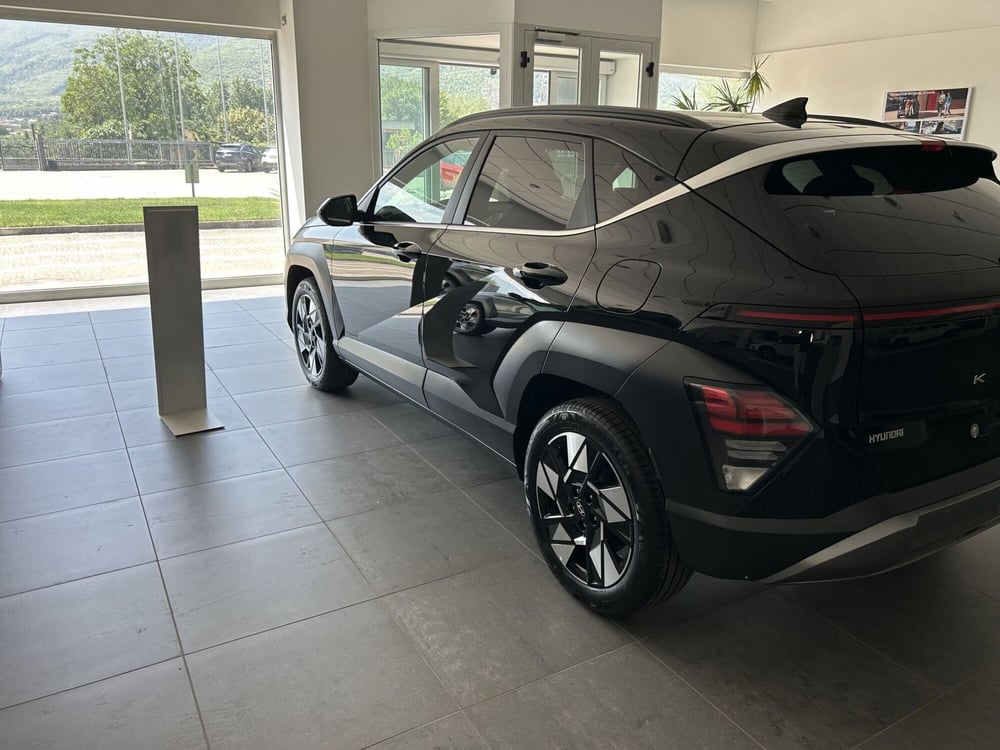 Hyundai Kona nuova a Benevento (3)