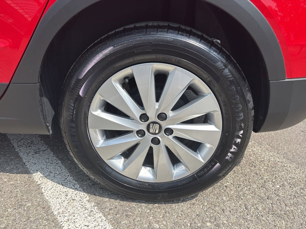 SEAT Arona usata a Modena (9)