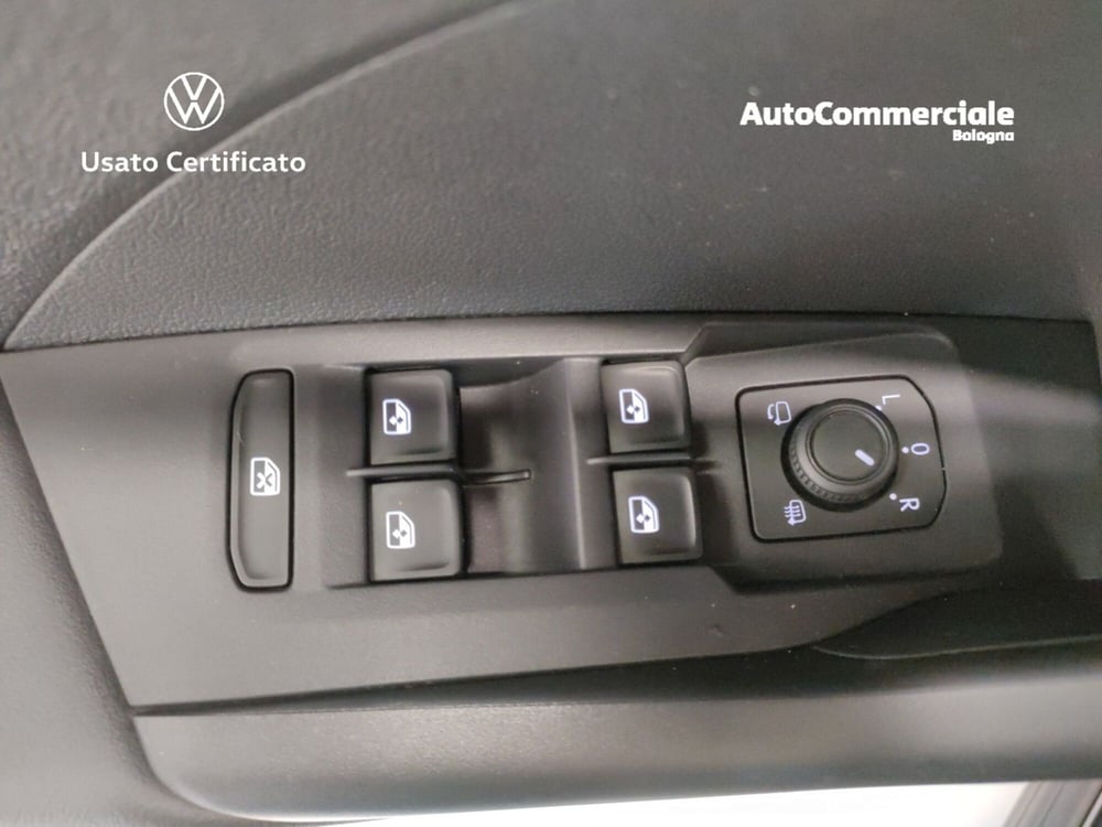 Volkswagen T-Cross usata a Bologna (9)