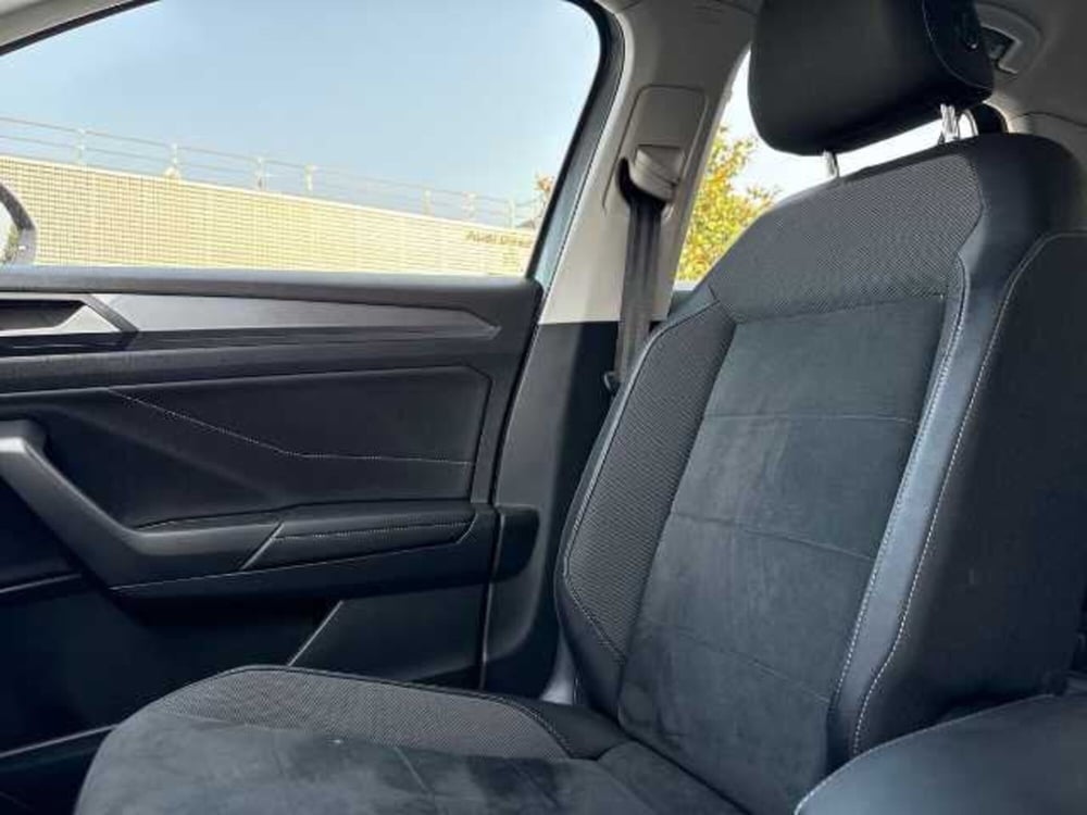 Volkswagen T-Roc usata a Firenze (17)