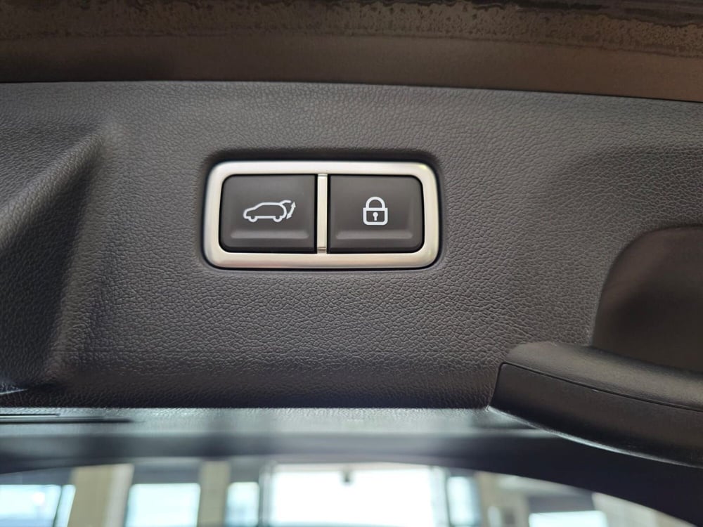 Kia Sorento usata a Rimini (19)