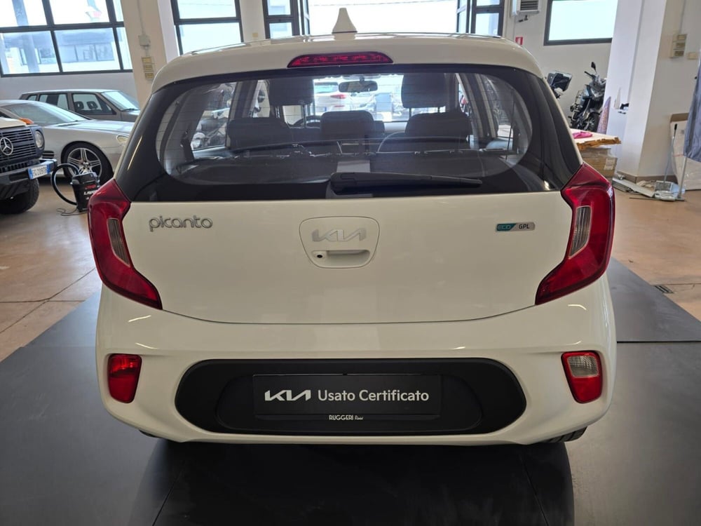 Kia Picanto usata a Rimini (7)