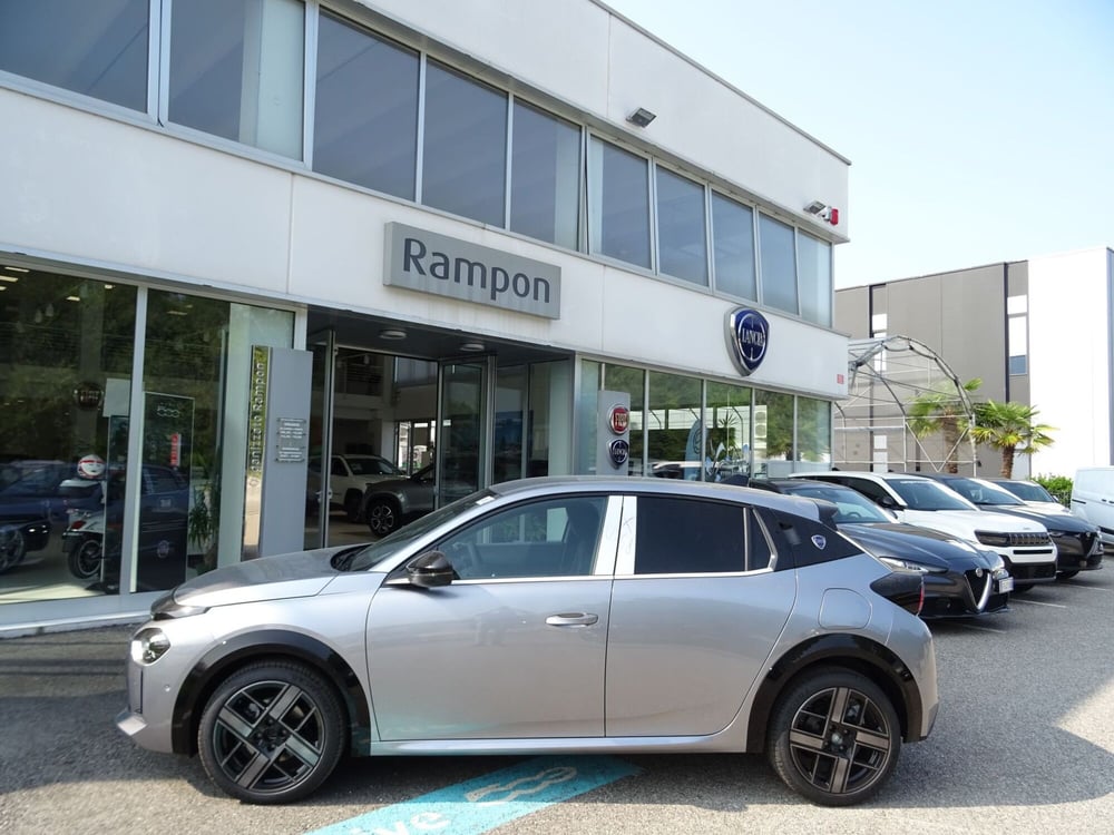 Lancia Ypsilon nuova a Venezia (2)